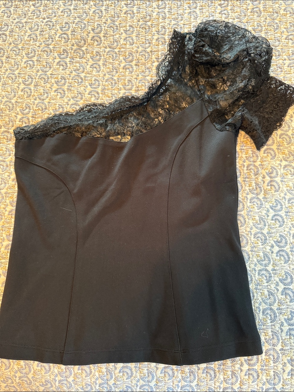 Elegant Maeve Black One-Shoulder Lace Top